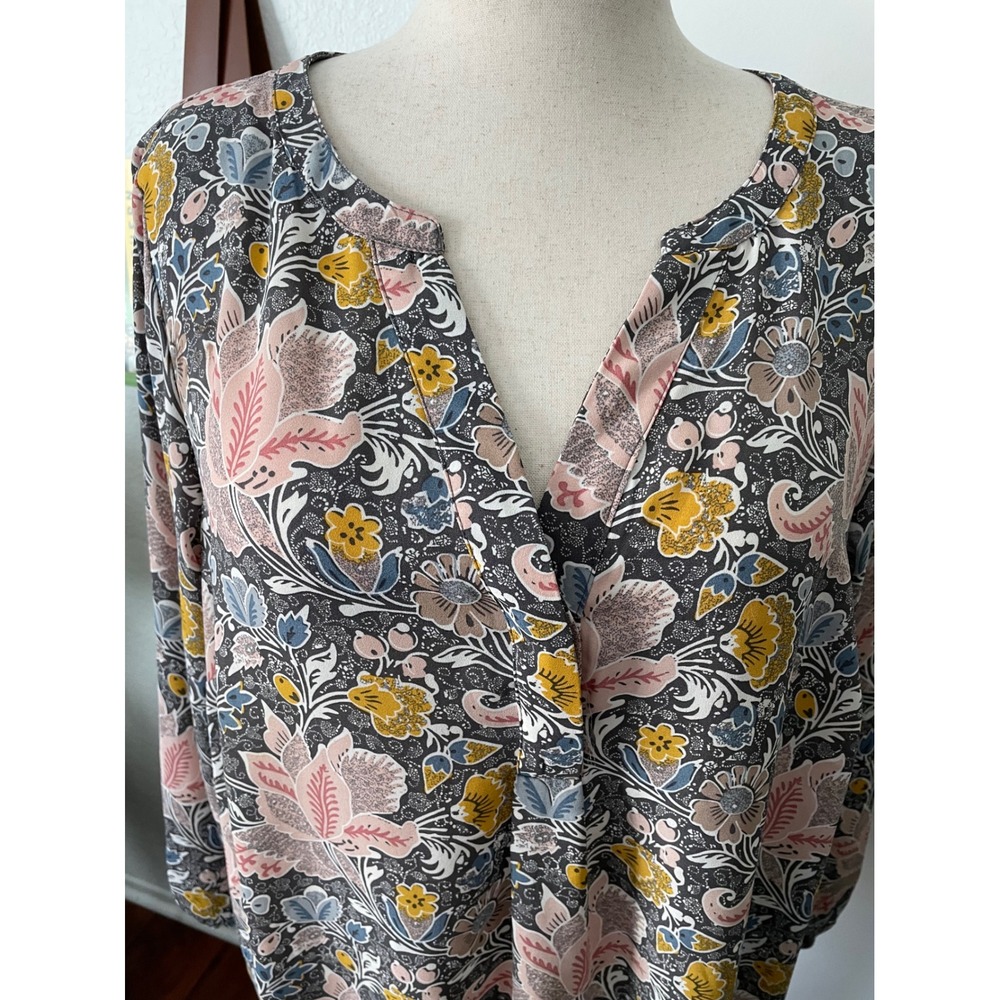 T Tahari Woman 2X Blouse Floral Boho Split Neck 3/4 Sleeve High Low Length Tunic - Picture 2 of 10